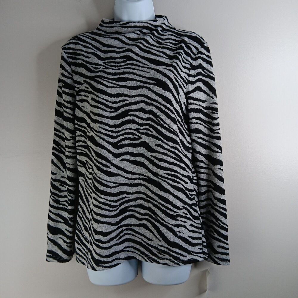 Beach Lunch Lounge Women's Sweater Zebra Print Shaylah Gray Black Medium NWT